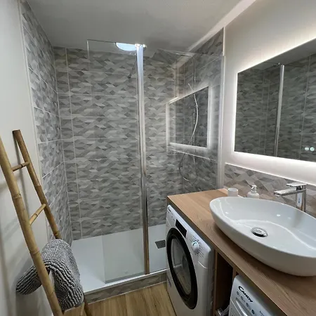 Le 23 St-sernin - Capitole - 2 Bdrs 30m2, Terrace, Free Private Car Park - T3 60m2 Terrasse, Parking Prive Gratuit *